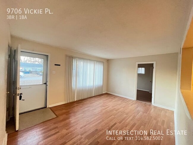 Photo - 9706 Vickie Pl