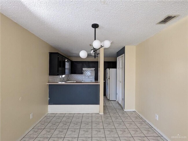 Photo - 13 West Dr Unit 10