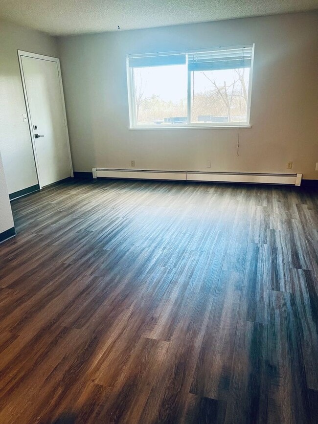 Photo - Riverbend Apartments