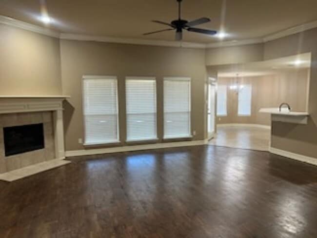 Photo - 437 Maggie Cir