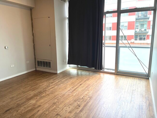 Photo - 1620 S Michigan Ave Unidad 508