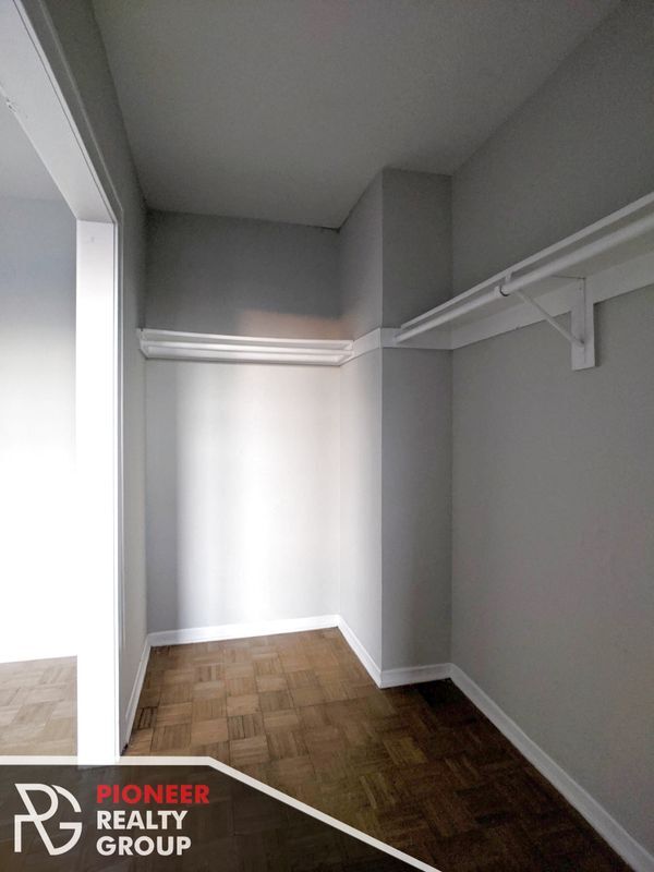 Photo - 739 W Belmont Ave Unit 517