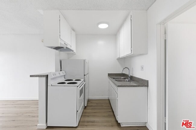 Photo - 711 Machado Dr Unit 6