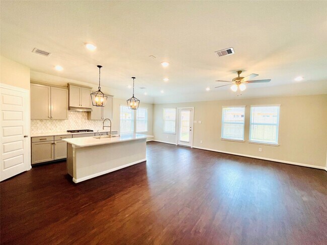 Photo - 2164 Woodland Pine Dr