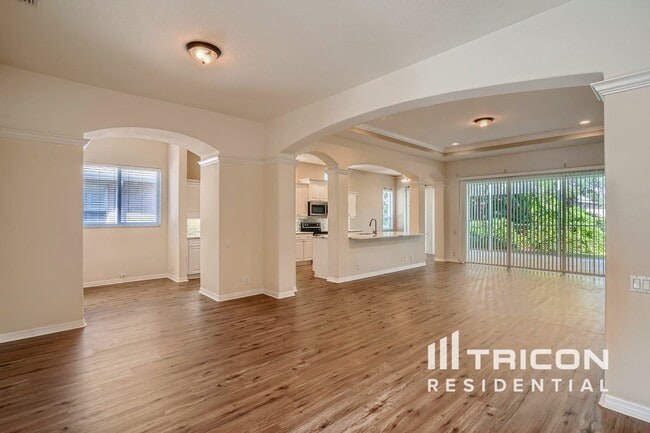 Photo - 9614 Greenpointe Dr