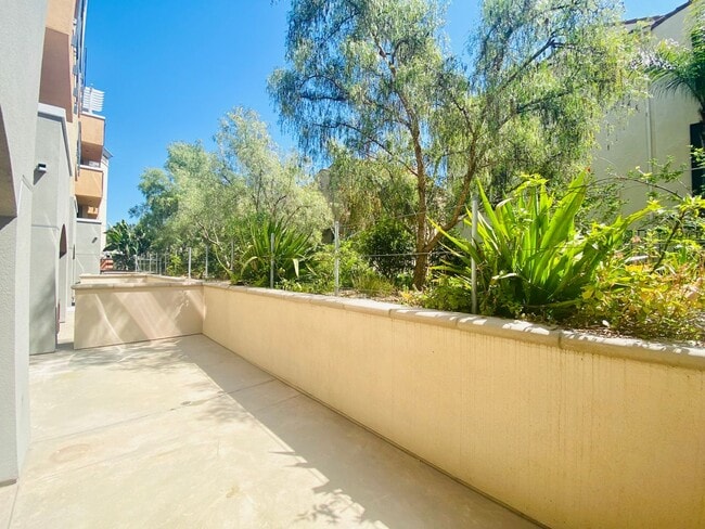 Photo - Stylish Coastal Living: Spacious 1BD with ...