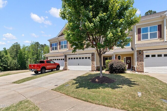 Photo - 227 Mayfield Dr