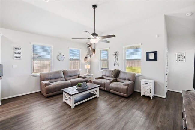 Building Photo - 14815 Rain Tree Dr
