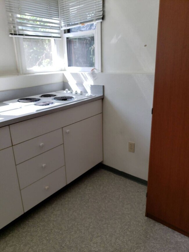 Photo - 1040 NE Alfred Ln Unidad Cottage