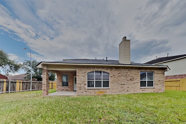 Building Photo - 4811 Beaver Pond Cir