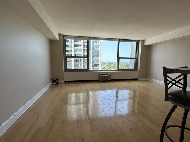 Photo - 3600 N Lake Shore Dr Unit 1504