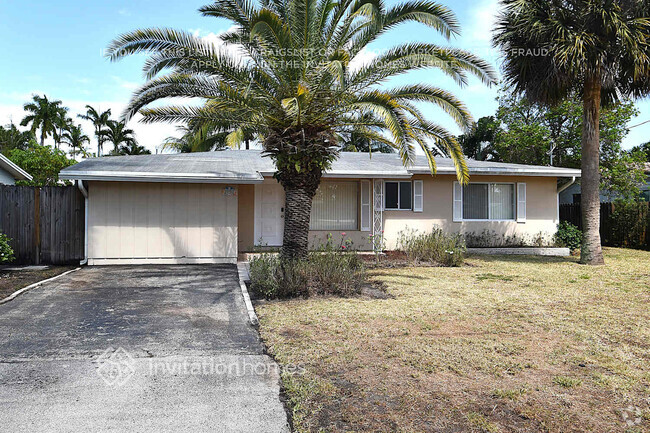 Building Photo - 2408 SW 34th Ave Rental