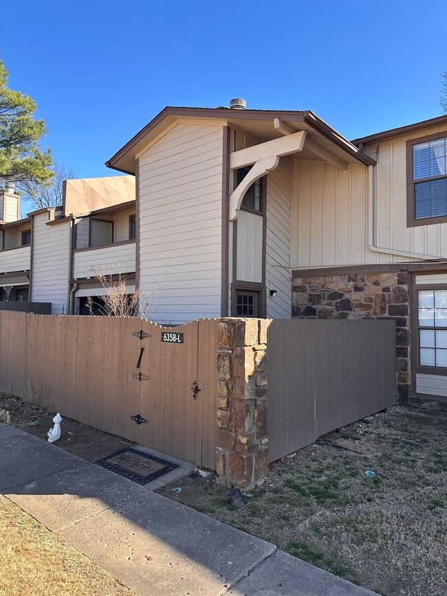 Photo - Condo for lease