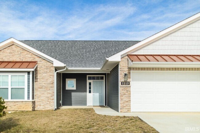 Photo - 1115 W Rangeview Cir