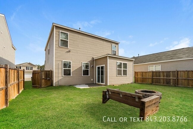 Photo - 472 Cedarview Rd