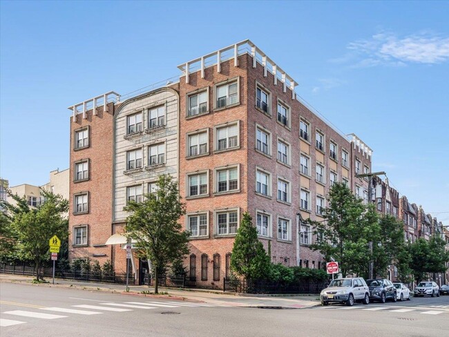 Building Photo - 45 Broadway Unit 304