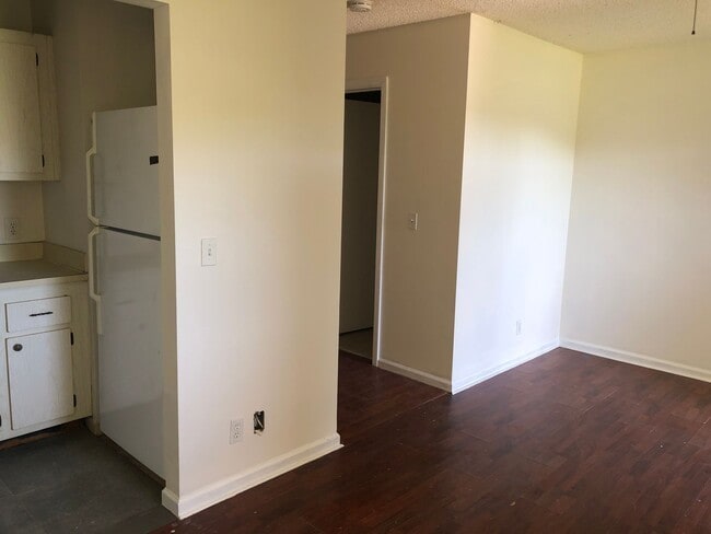 Photo - 2 bed 1 bath