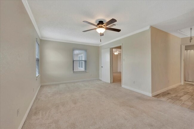 Photo - 1907 Glencove Dr