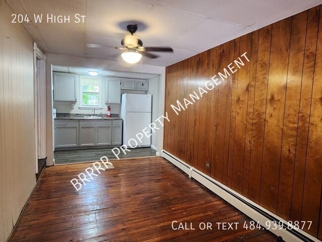 Photo - 204 W High St