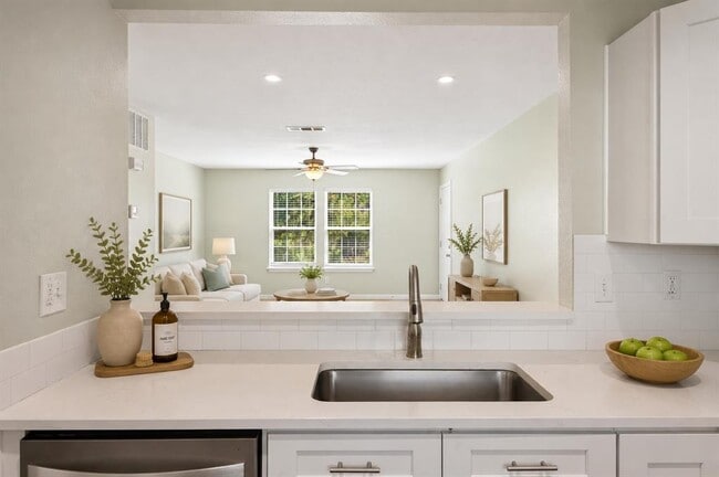 15302 Cavalier Canyon Dr