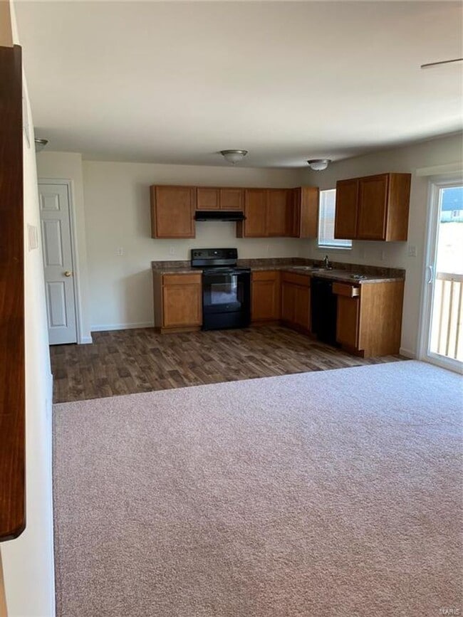 Photo - 612 Summer Breeze Ln