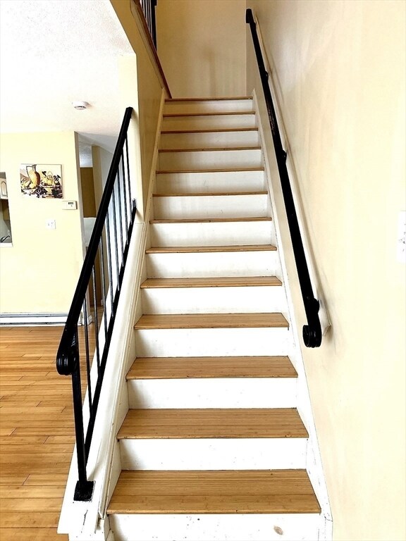 Photo - 4 Village Brook Ln