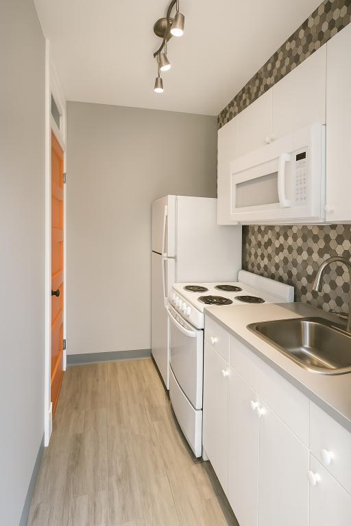 Photo - 231 W McMillan St