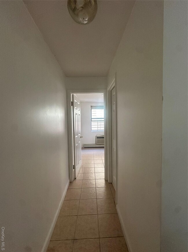 Photo - 40-35 95th St Unidad 2A