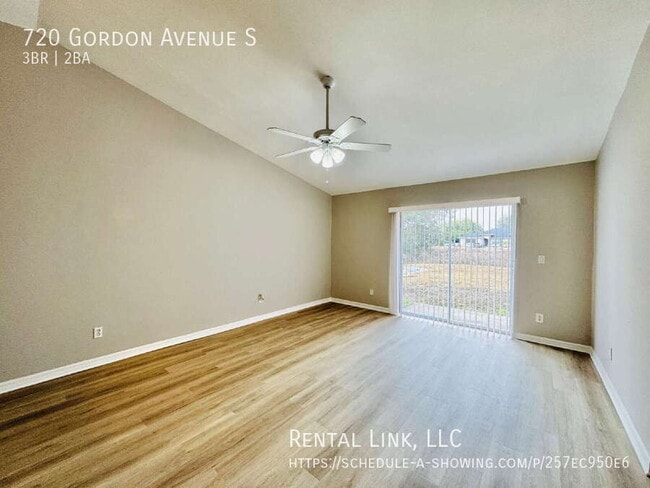 Photo - 720 Gordon Ave S