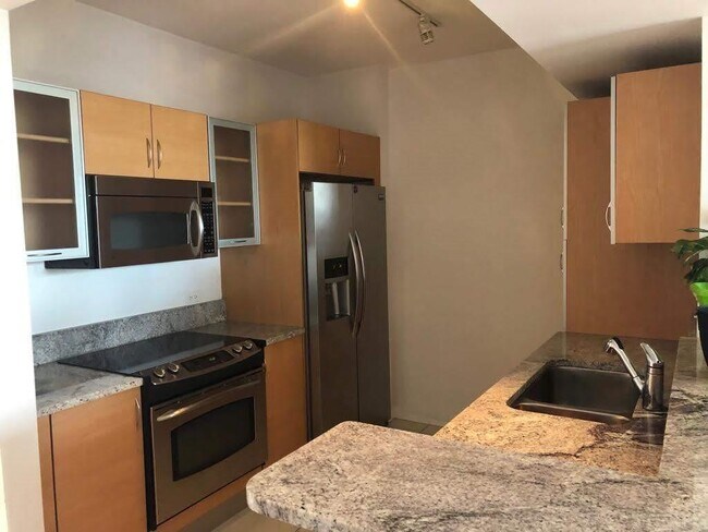 Photo - 18800 NE 29th Ave