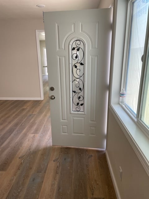 Photo - 1089 6th Ave