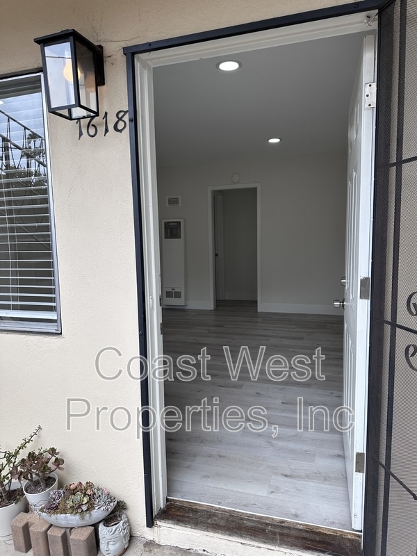 Building Photo - 1618 Reed Ave Rental