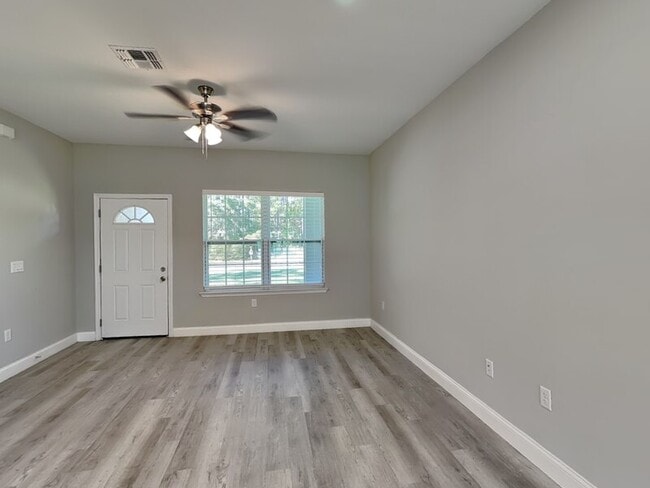 Photo - 7669 N Paris Dr