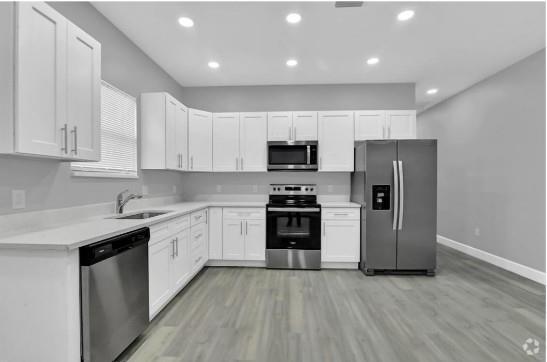 Building Photo - 2321 NW 4th St Rental