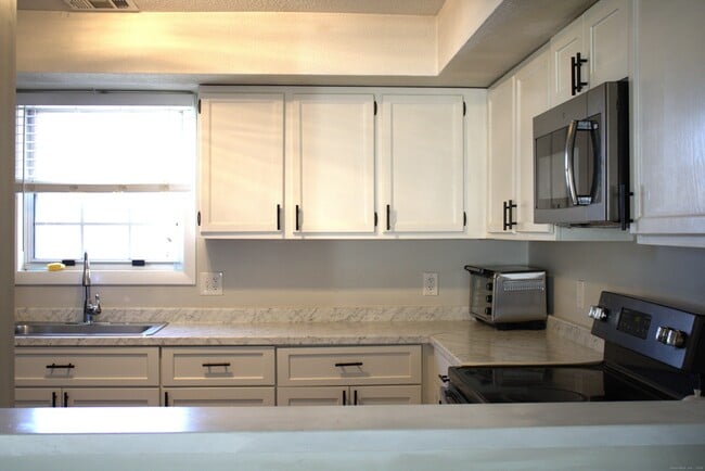 Photo - 607 Spring Meadow Rd Unit 607