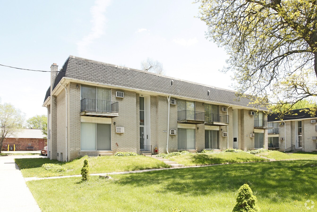 Rouge Creek Apartments - Rouge Creek Apartments