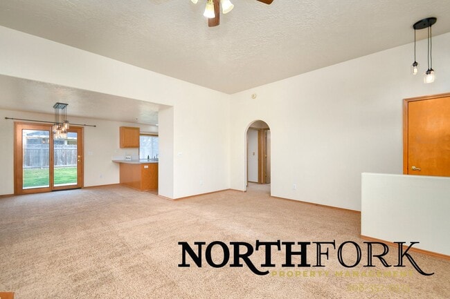 Photo - Comfortable Living with Room to Breathe