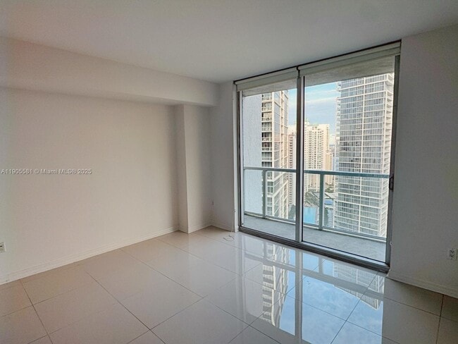 Photo - 500 Brickell Ave Unit 3400