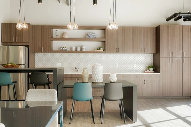 Photo - Stella On The Park