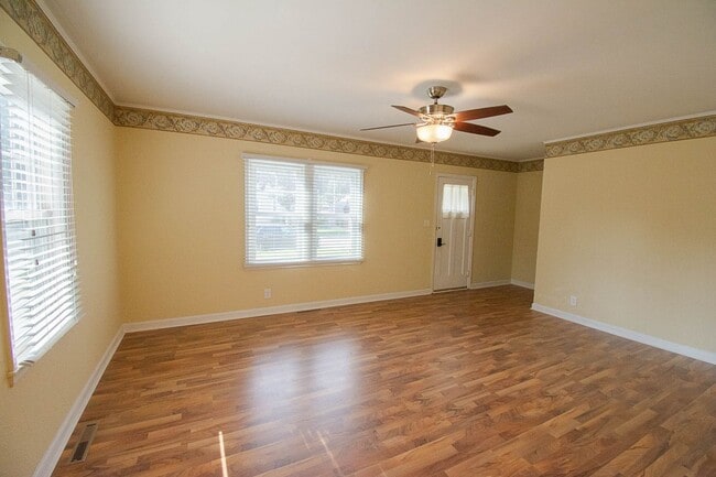 Photo - 700 9th Ave NW Unit 700 9th Ave NW
