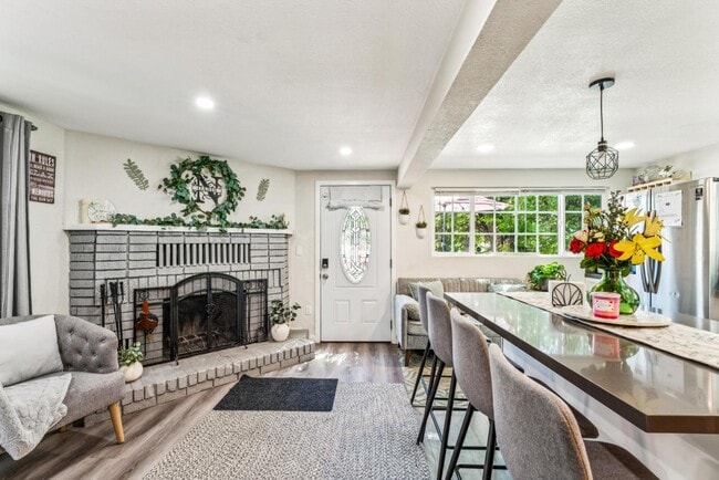 Photo - 2472 Deep Creek Dr