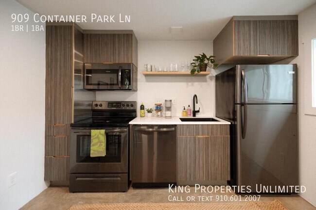 Photo - 909 Container Park Ln