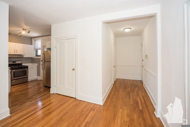 Building Photo - 632 W Stratford Pl Unit #  02N Rental