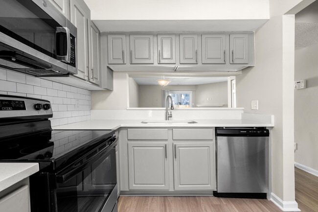 Photo - Doria Apartments