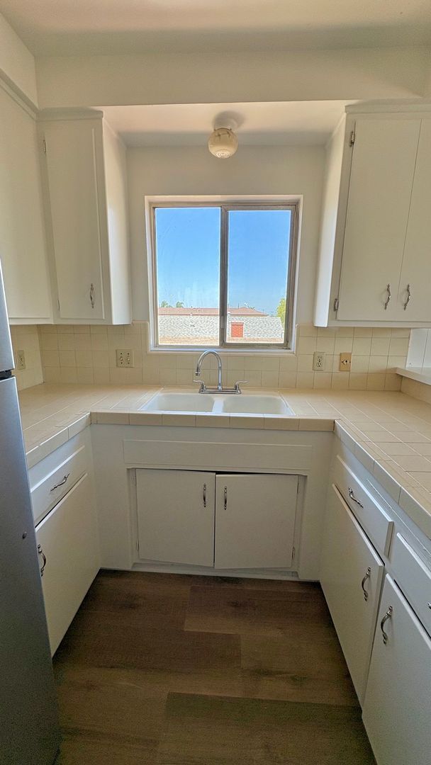 Photo - 11715 Ramona Ave Unidad C