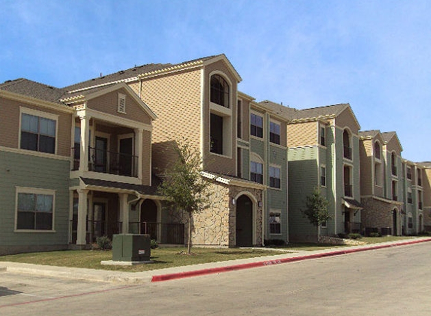 Sutton Oaks - Sutton Oaks Apartments