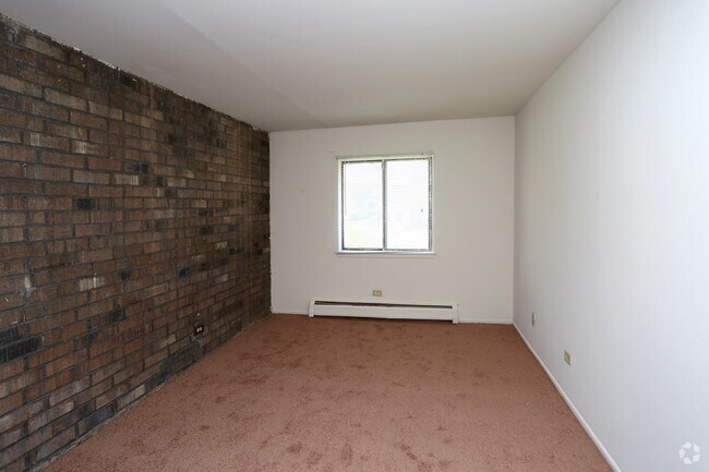 Main Park Apartments