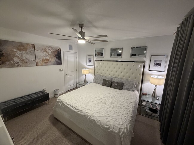 Photo - 391 NW 12th Ave