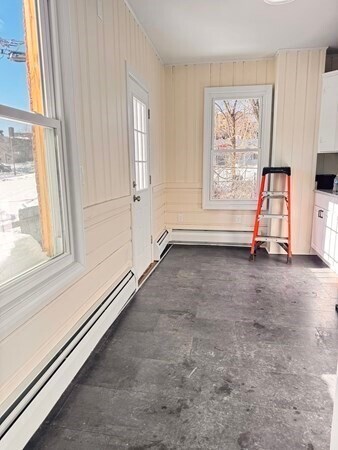 Photo - 121 Newton St