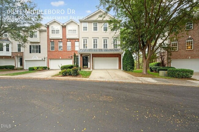 Building Photo - 6851 Middleboro Dr